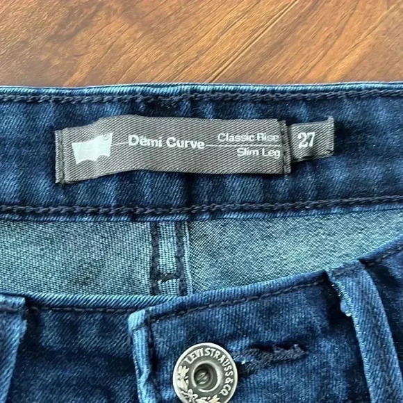 Levi’s Denim Jeans - Picture 3 of 8